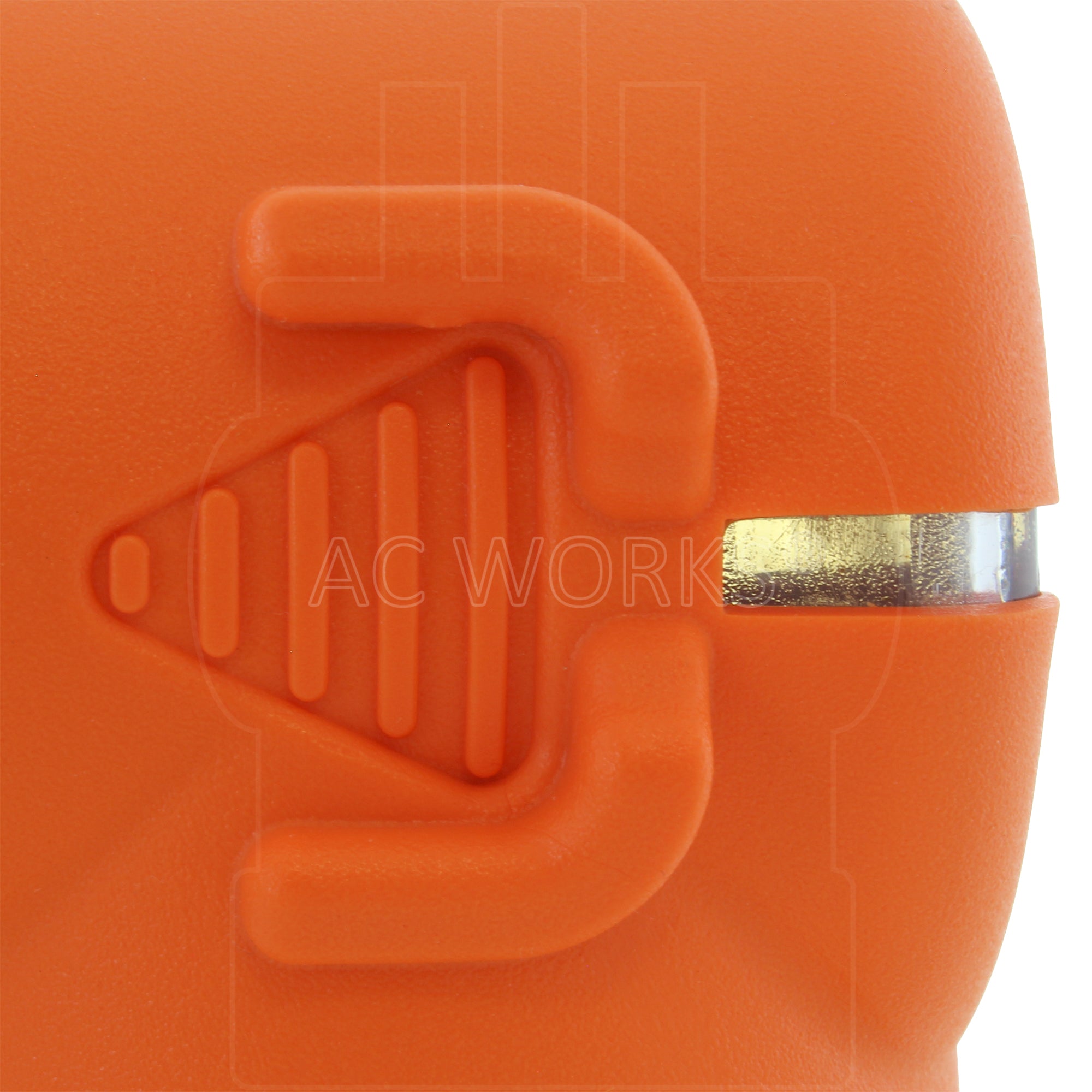 heavy-duty adapter with easy grip