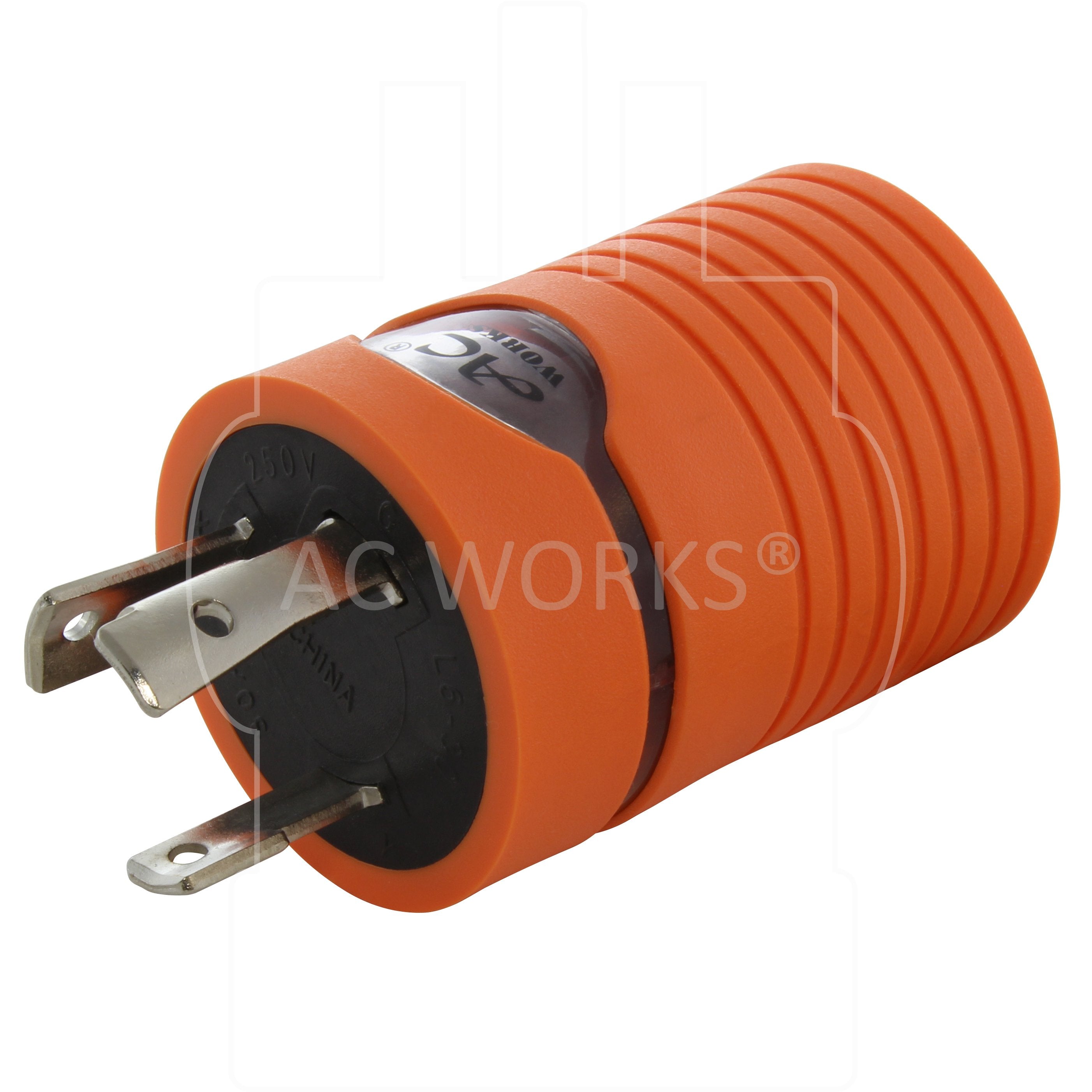 Locking adapter with power indicator